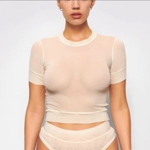 SKIMS Summer mesh tee in Bone